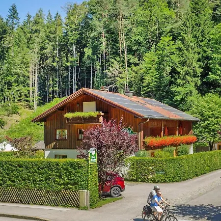 Holiday home Inviting In With Sauna And Balcony Bayerisch Gmain